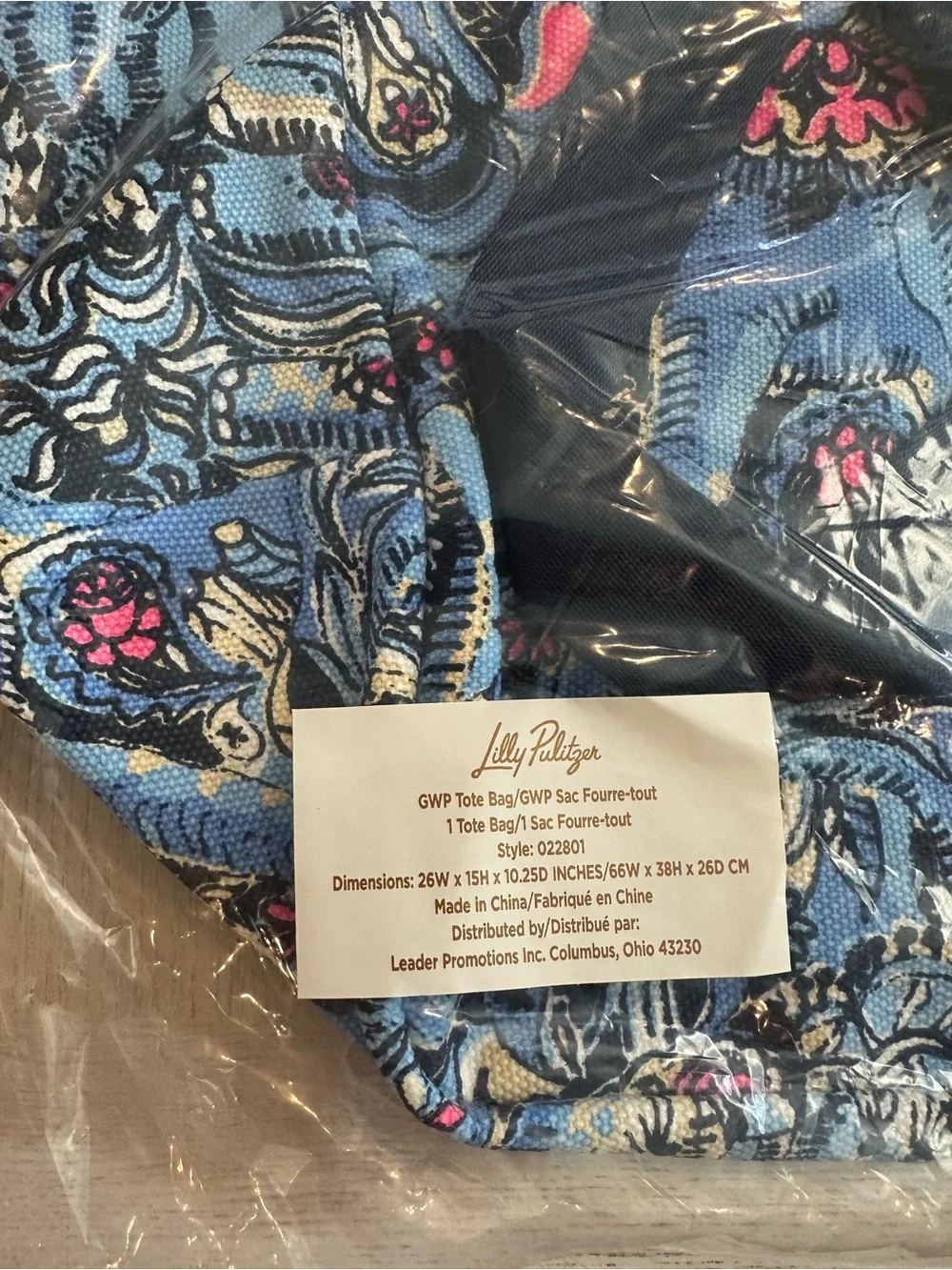 NWT Lilly Pulitzer Canvas Tote in Paisley Parade